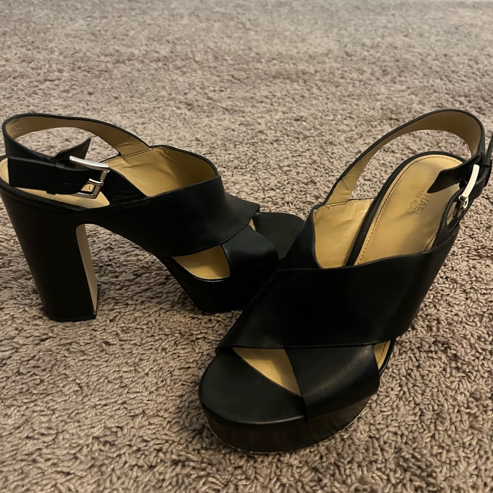 Michael Kors Elegant Black Women's Heels - Picture 3 of 5